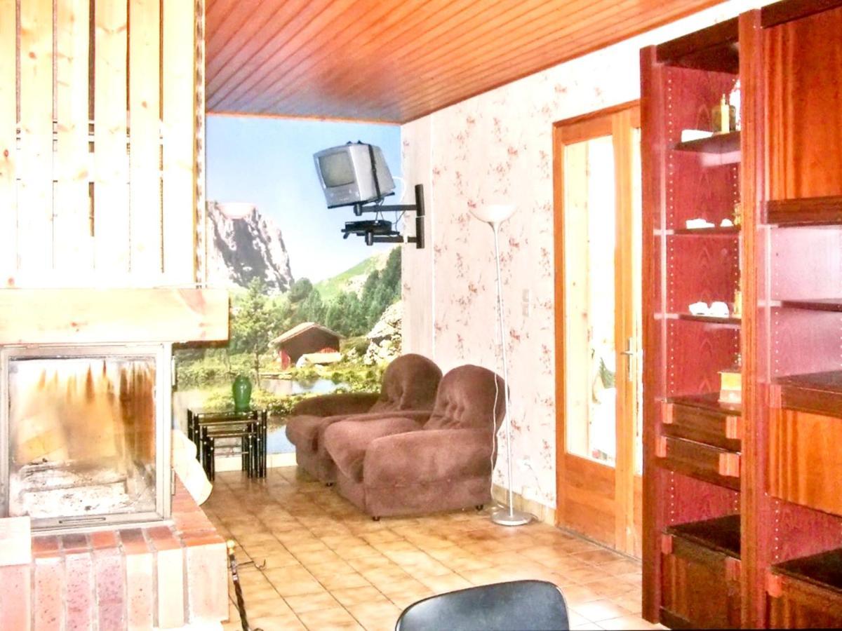 Chalet Charmant A Saint-Gerons Avec Piscine Partagee Exterior foto