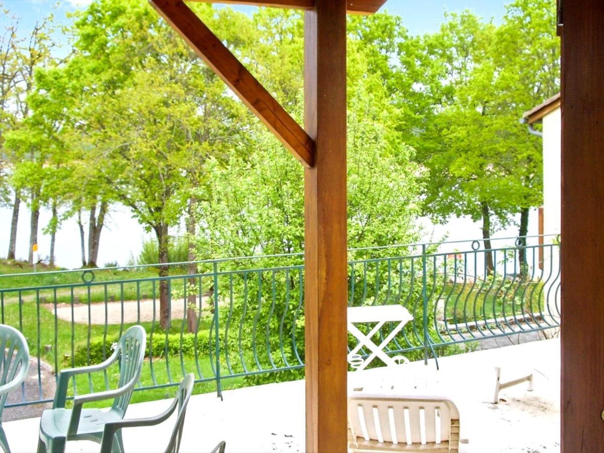 Chalet Charmant A Saint-Gerons Avec Piscine Partagee Exterior foto